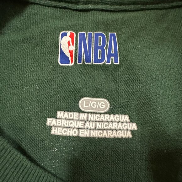 Giannis Antetokounmpo #34 Milwaukee Bucks Men's Green T Shirt Large NBA - Picture 3 of 3